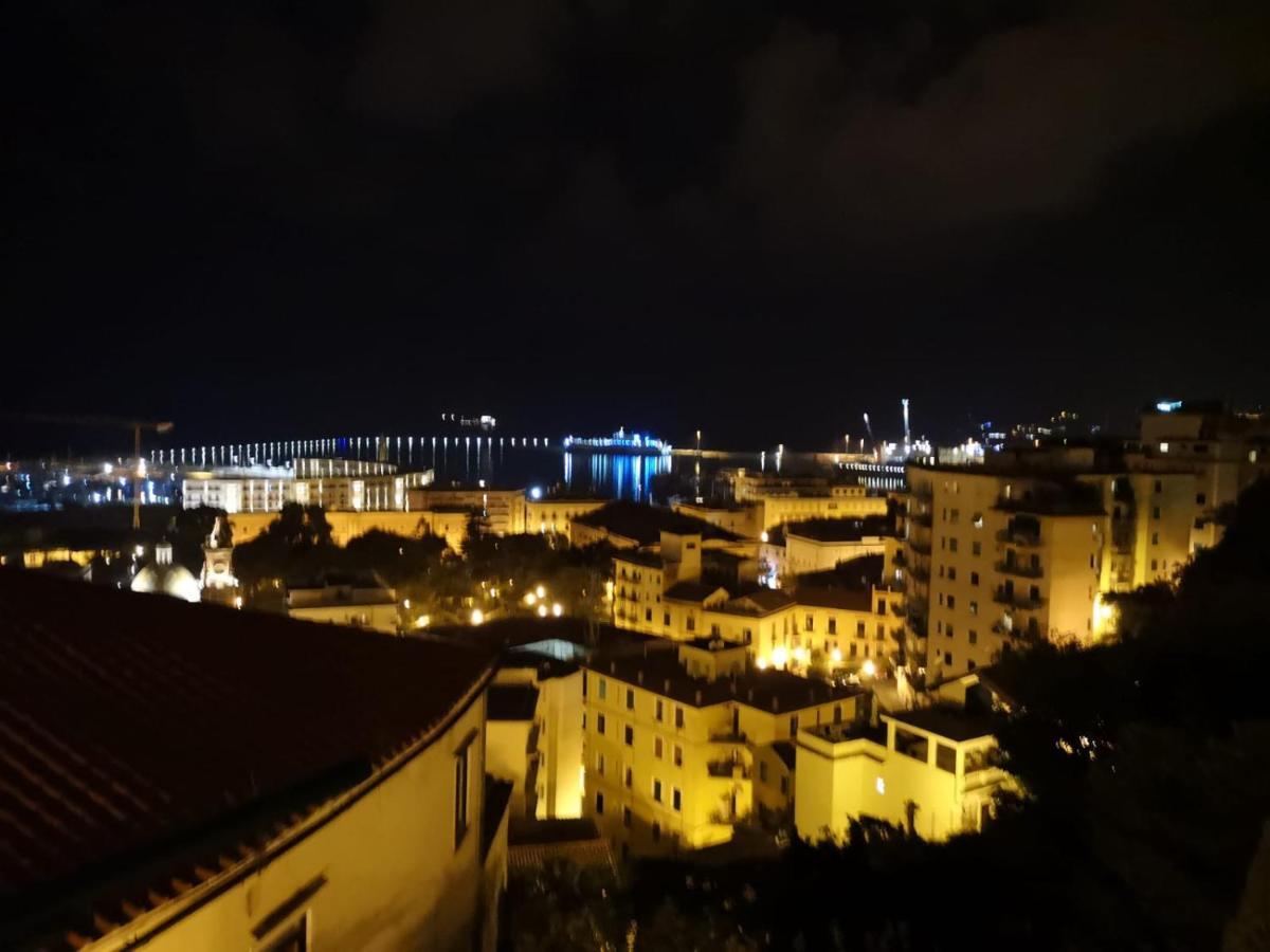 Starhost - MINERVA SUITE Salerno Exterior foto